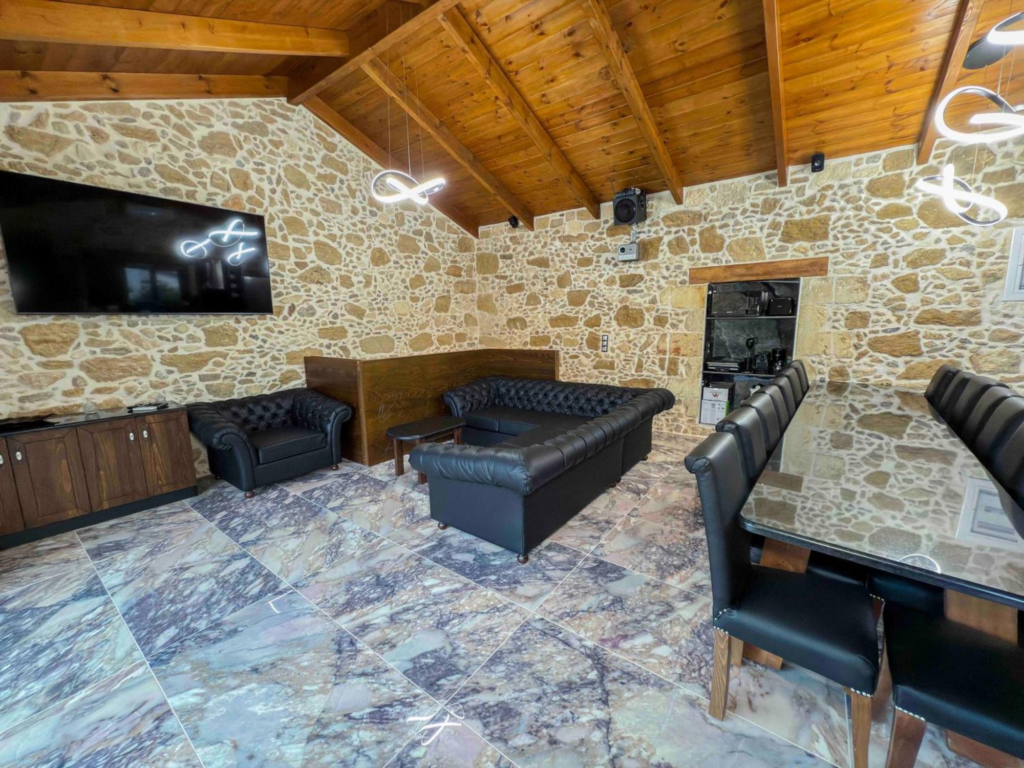 Heated Private Ozone Salt Pool, Jacuzzi, Cinema Inside & Outside, Ping Pong, Billiard, Ps5, Playground, Giant Chess, Giant Monopoly, Table Football, 3X Surround Sound - Villa Rokka Luxe Kíssamos Extérieur photo